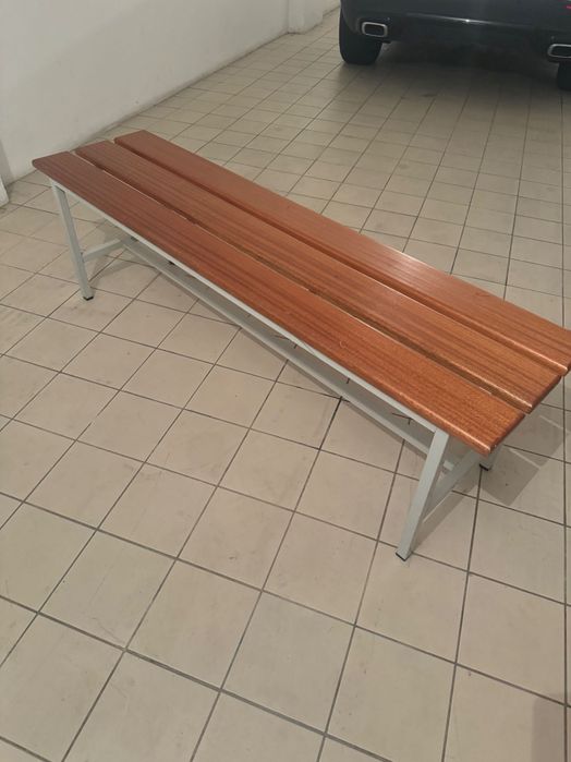 Banco de balneário / apoio