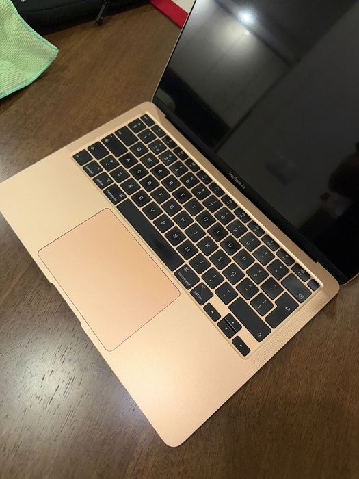 MacBook Air i5 2020 Rose Gold
