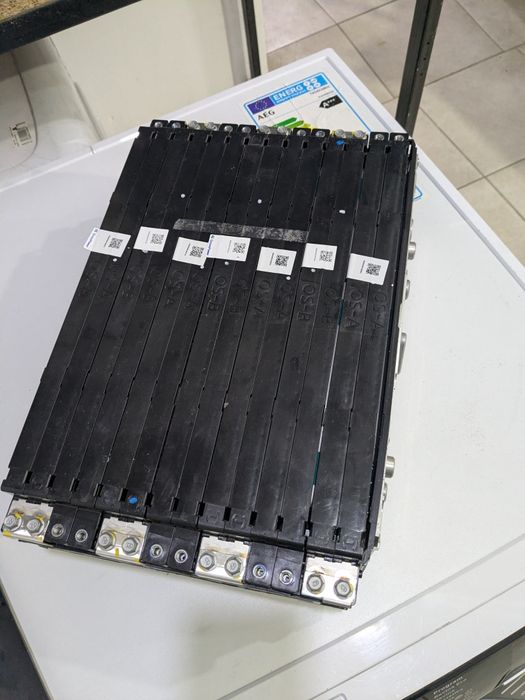 7S2P 120Ah Li ion LG