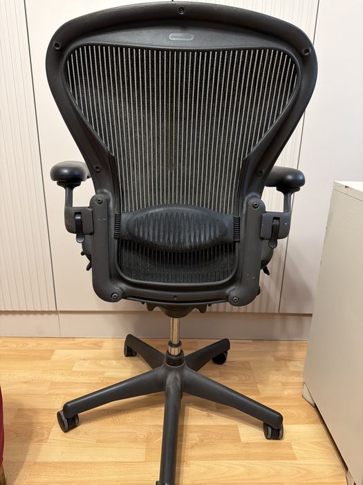 fotel to Herman Miller Aeron Classic rozmiar B