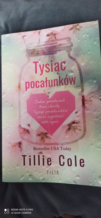 Książka tysiąc pocałunków