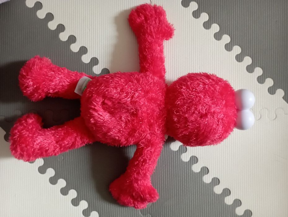 Elmo Tickle Me Sesame Street ulica sezamkowa interaktywny
