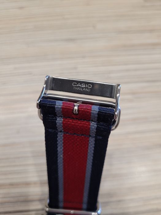 Casio g shock GD - 100