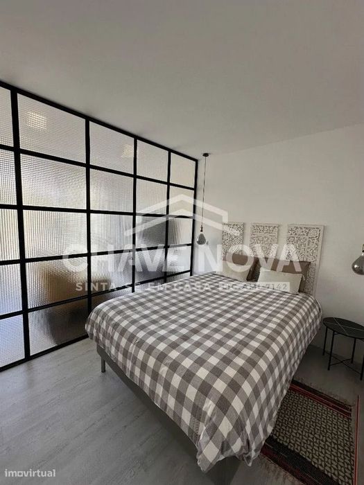 Apartamento T1 com terraço de 35 m2 em Leça da Palmeira