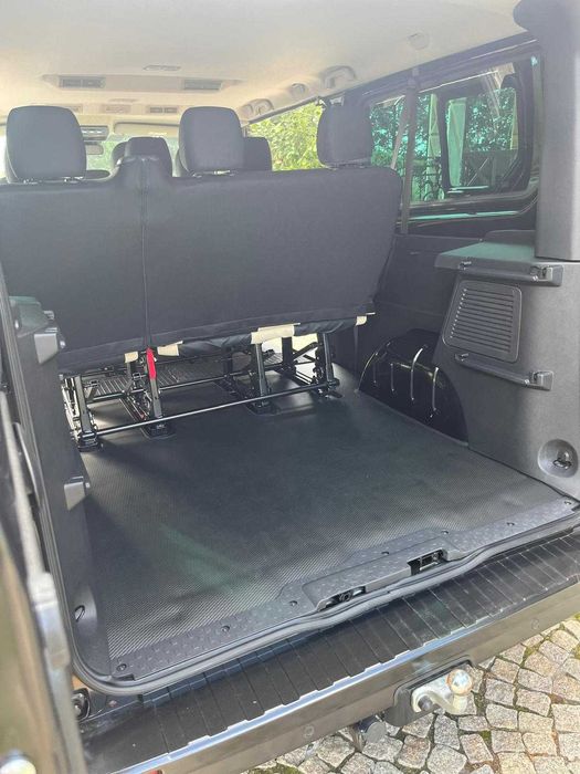 2024 automat 170KM Wynajem Bus 9 osobowy Box dachowy Renault Trafic