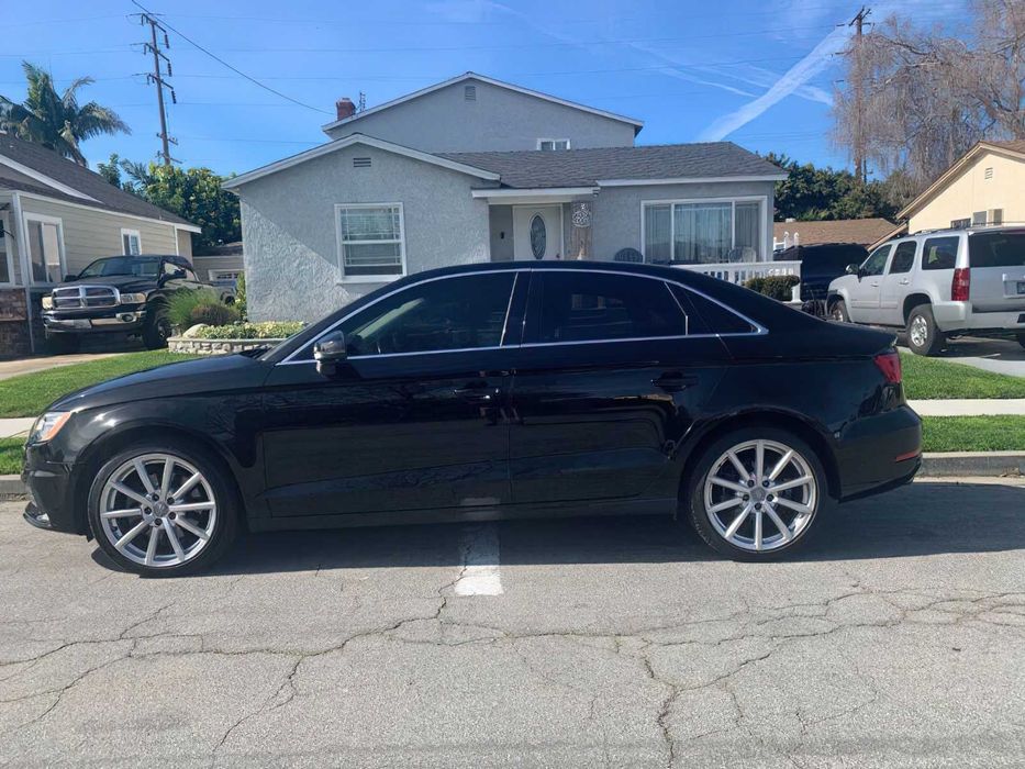 Audi A3      2015