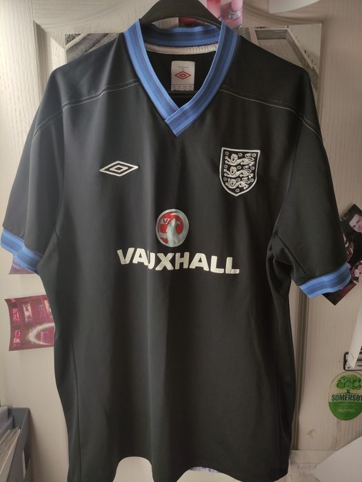 Продам футболку збірної Англії Umbro