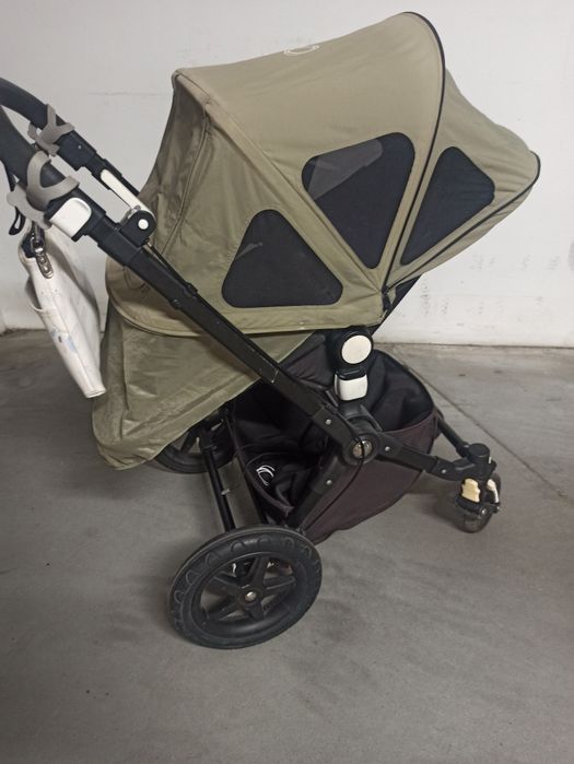 Wózek 2 w 1 bugaboo cameleon 3 na czarnej ramię i akcesoria
