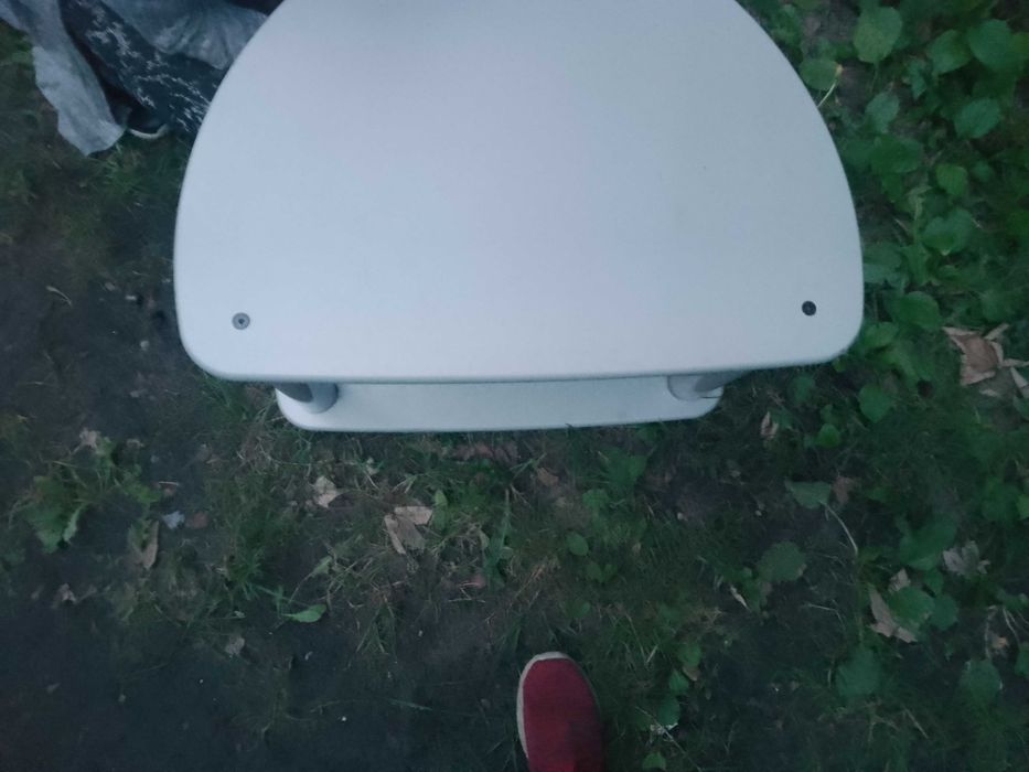 Stolik  pod  telewizor