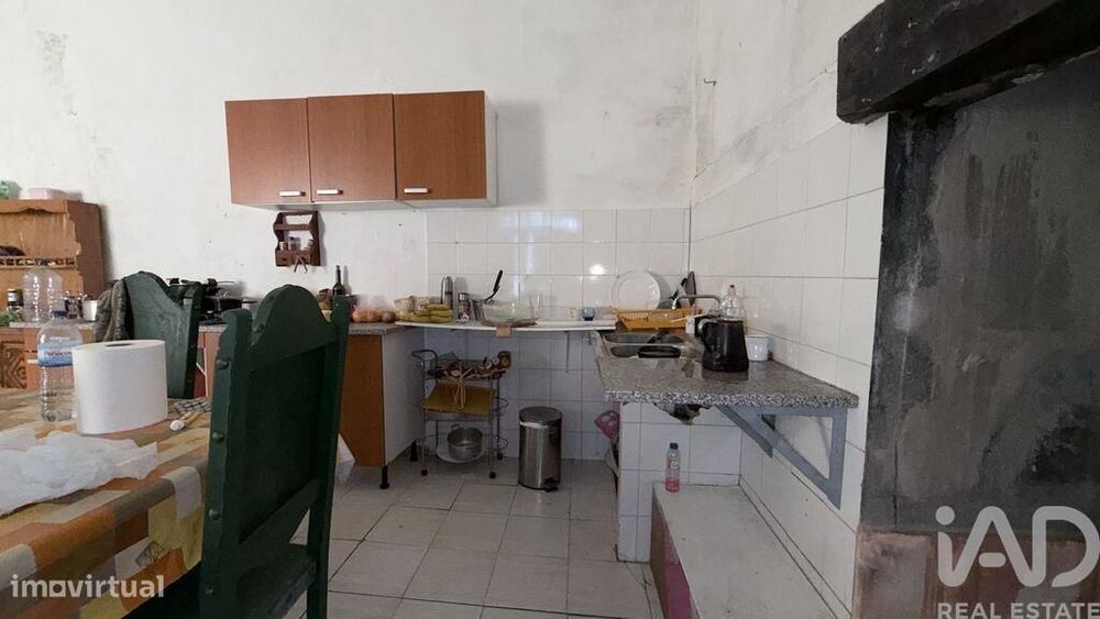 Terreno em Amiais de Baixo