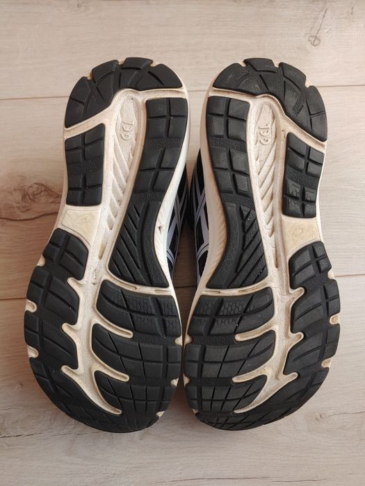 Кроссовки Asics gel-contend 7