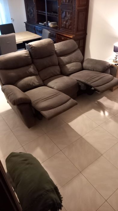 Sofá relax / reclinável 3 lugares