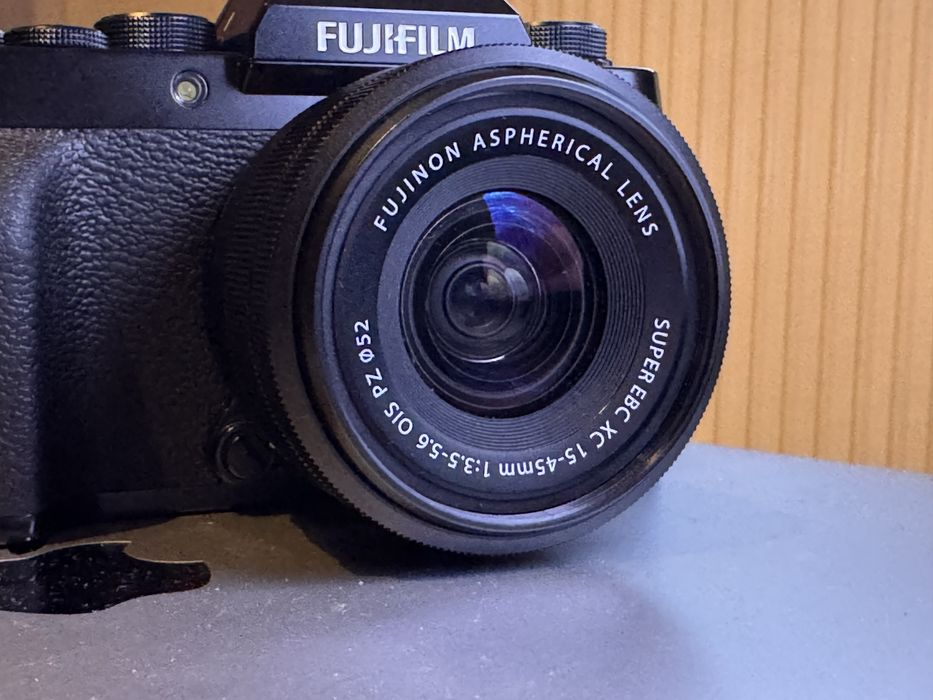 Fujifilm x-t200 + fujinon 15-45 + gratisy