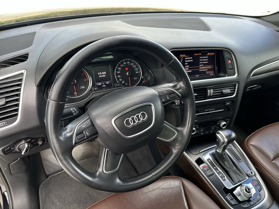 AUDI Q5  2015 р.