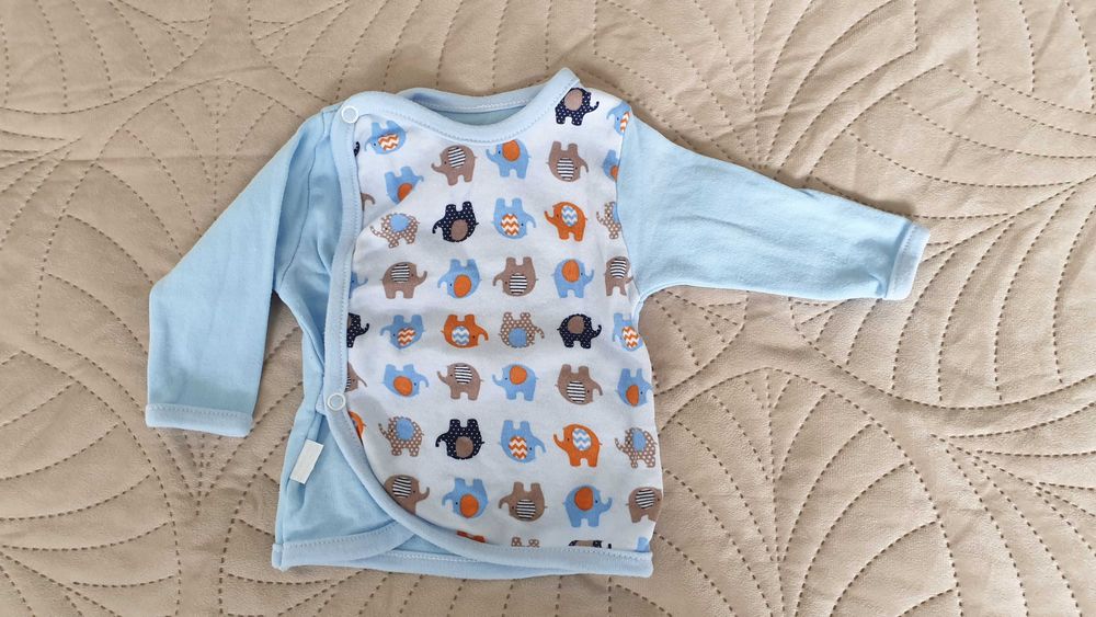 Kaftanik niemowlęcy r. 56