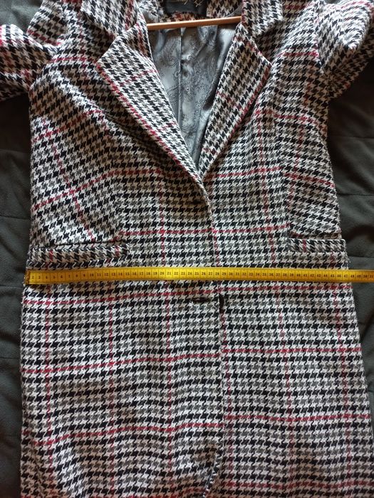 Пальто жіноче демисезонне