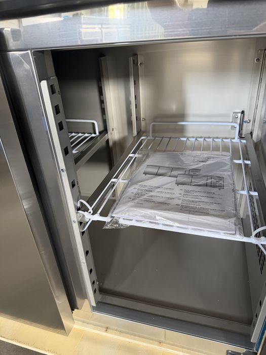 Bancada frigorifica Mesa refrigerada frio ventilado 4 Portas