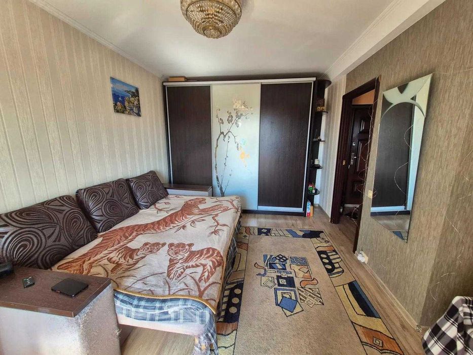 АК 1 Кімнатна Святошино Борщагівка Леся Курбаса 10Г
