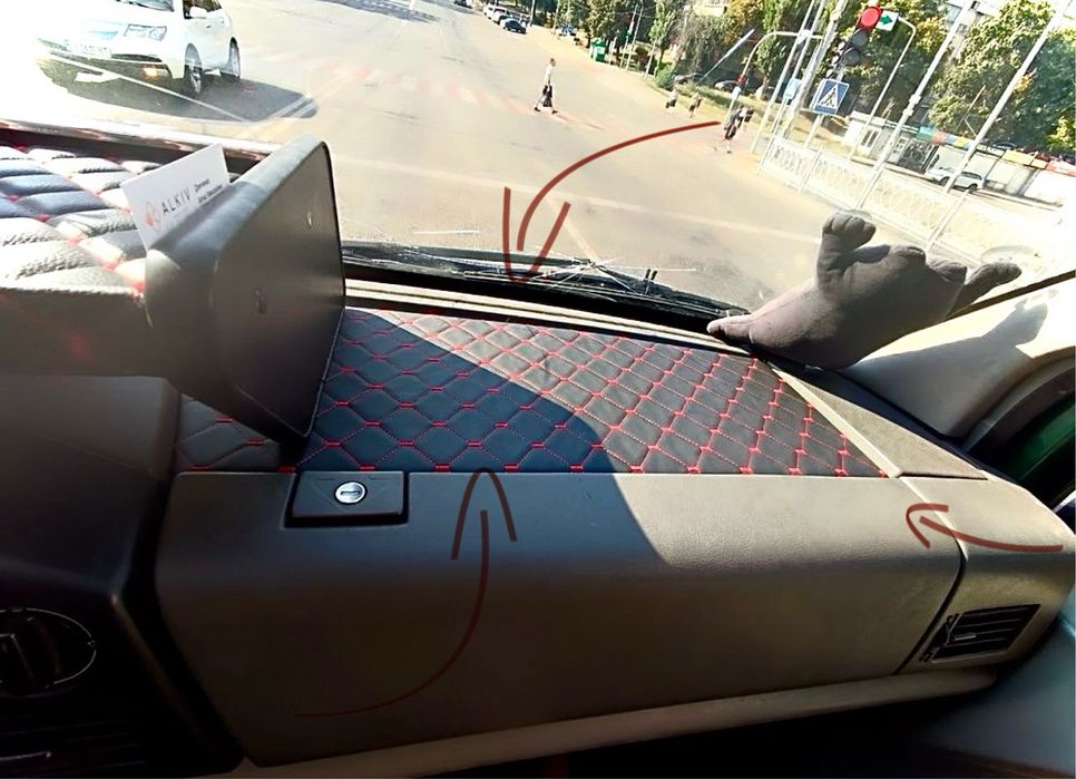 Декор торпеди  Volkswagen LT, Mercedes Sprinter
