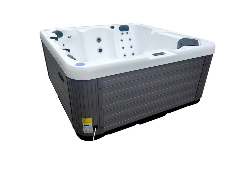 Jacuzi energooszczędne Trident NEW model 2026 5os. 2 leżanki Plug&Play