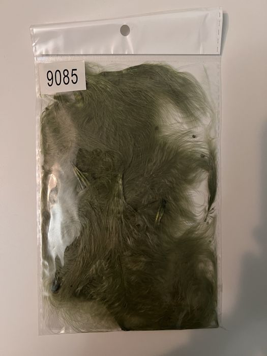 Натуральные декоративные перышки