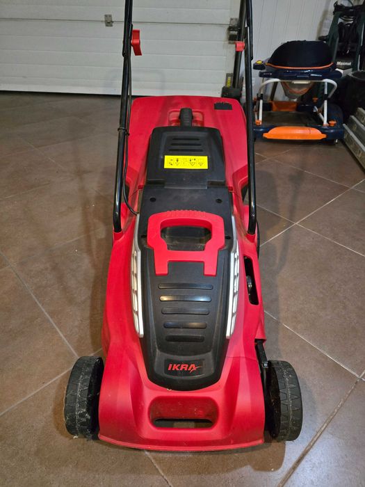 Maquina cortar relva eléctrica