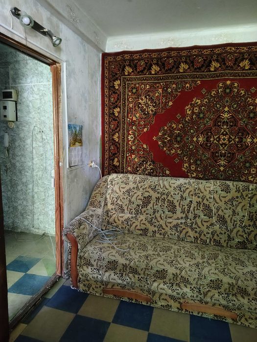 Продам 1 кімнатну квартиру на Черемушках
