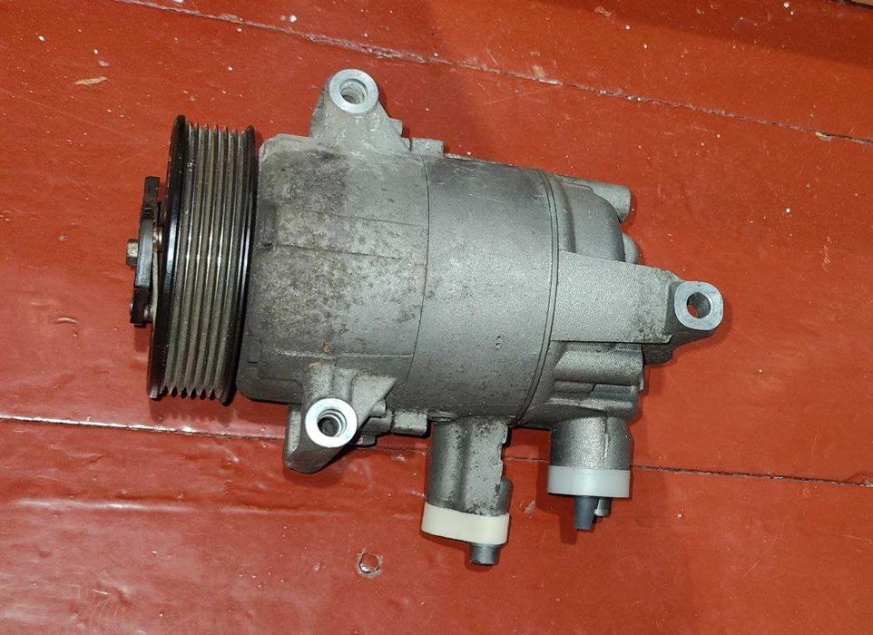 Компресор кондиціонера TSP0155997 під ВІДНОВЛЕННЯ