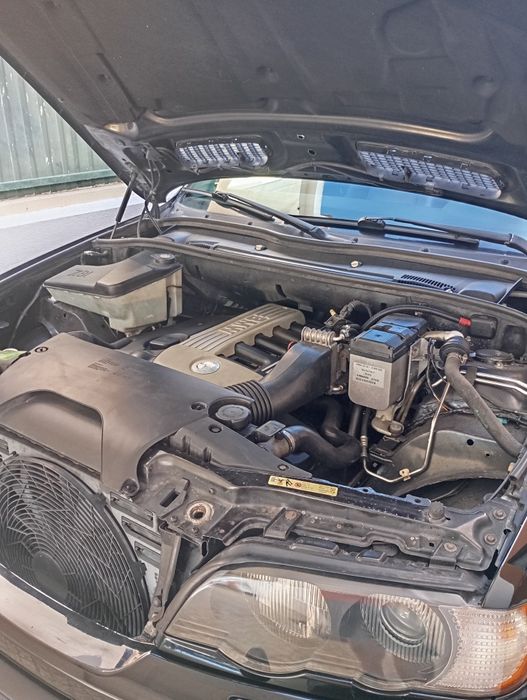BMW X5 — fotografia 11
