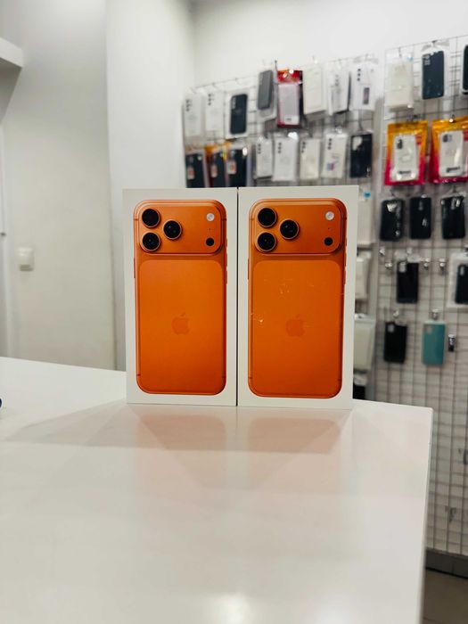 Marriott- Telefon Iphone 17 PRO MAX 256GB Cosmic Orange Pomarańczowy