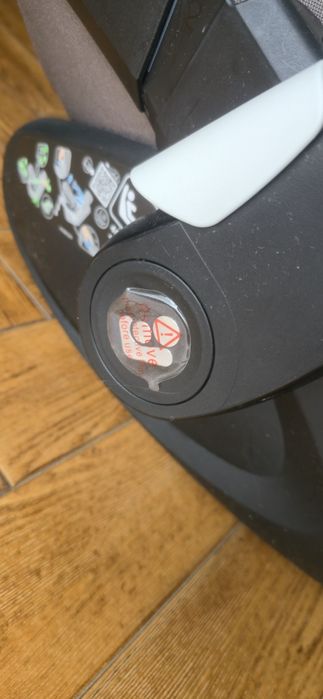 Fotelik samochodowy Maxi Cosi pebble pro2 + baza familyfix 360 pro