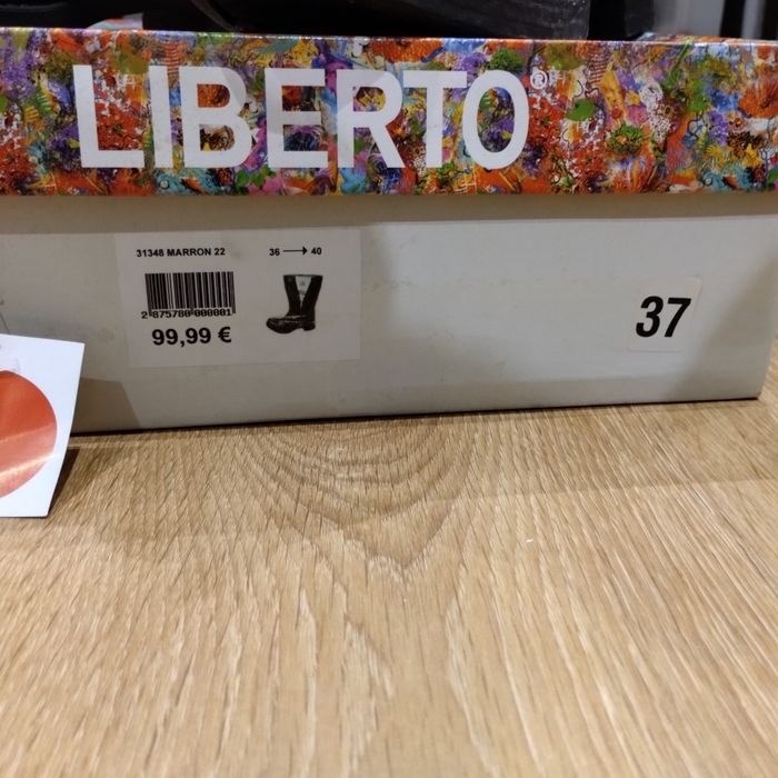 Botas LIBERTO novas c/ caixa – Mulher nº37