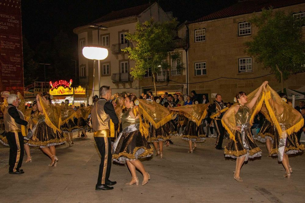 Trajes / Fardas para Marchas Populares