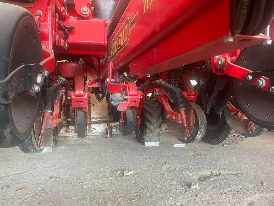 Сівалка Vaderstad Tempo8