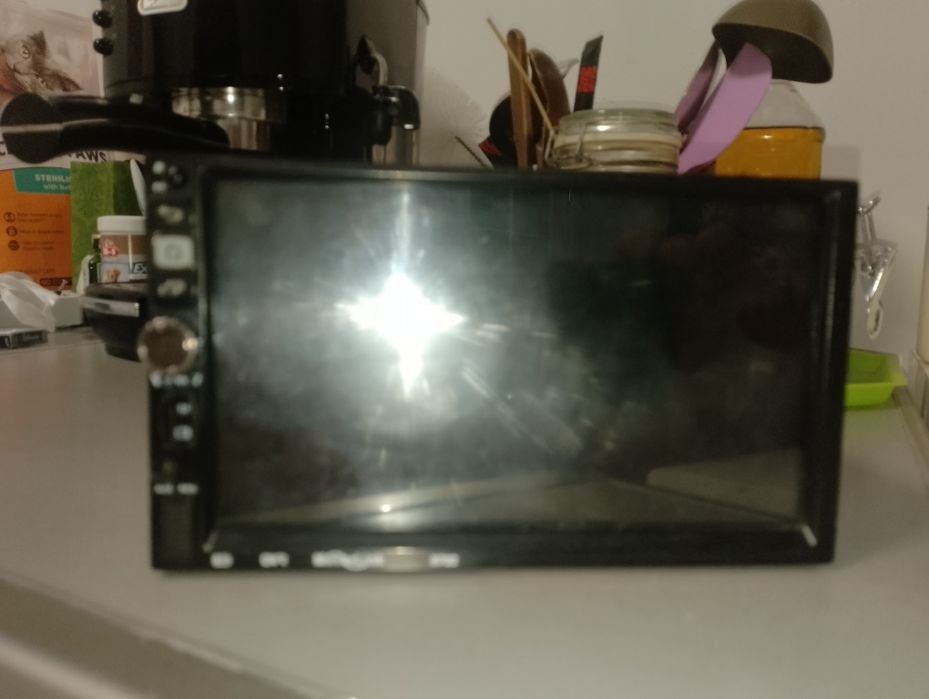 Продам магнітолу