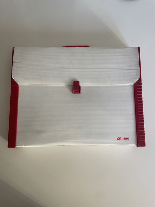 Estojo Canetas Rotring College +Pasta de artes visuais rotring