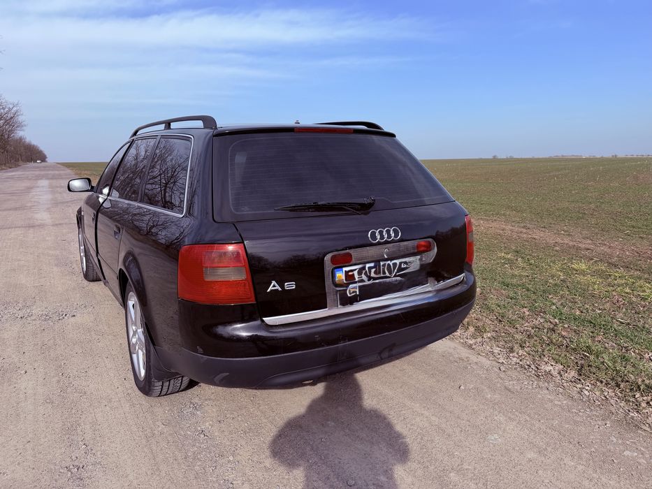 Автомобіль Ауди А6 С5
