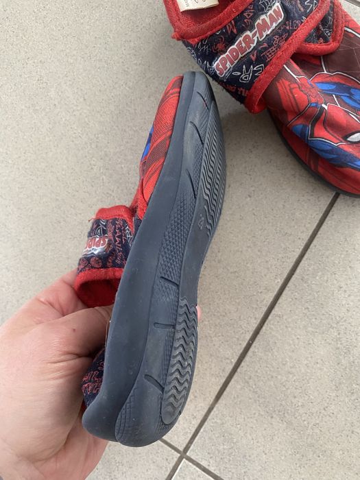 Kapcie Marvel Spiserman r.28