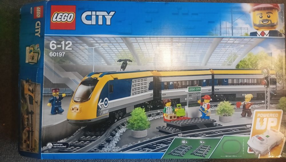 LEGO CITY 60197 plus 60205 x2