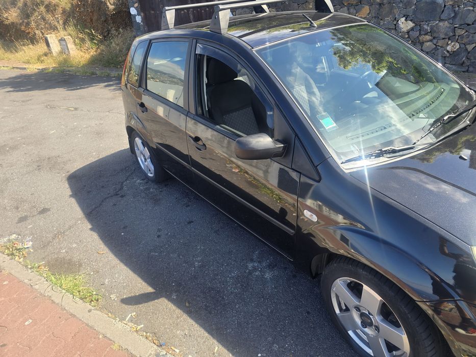 Ford Fiesta — fotografia 3