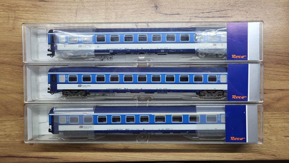 Roco 64643 .44 .45 zestaw 3 szt wagonów osobowych ĆD na PKP H0 RARYTAS