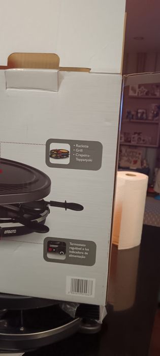 Vendo raquVendo raclette elétrica oval nova com caixa