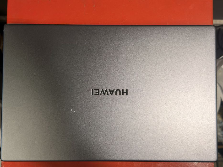 Portátil Huawei MateBook D 15 / AMD Ryzen 5 / 8GB RAM / 256GB SSD