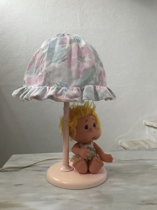 Candeeiro criança mesa cabeceira