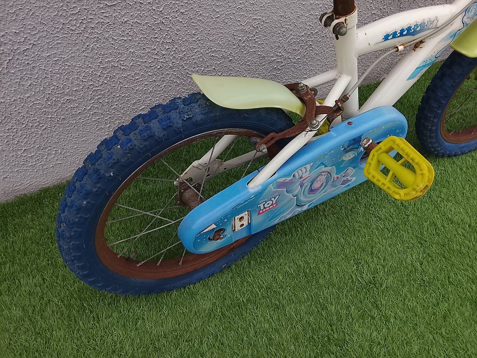 Bicicleta Buzz Lightyear