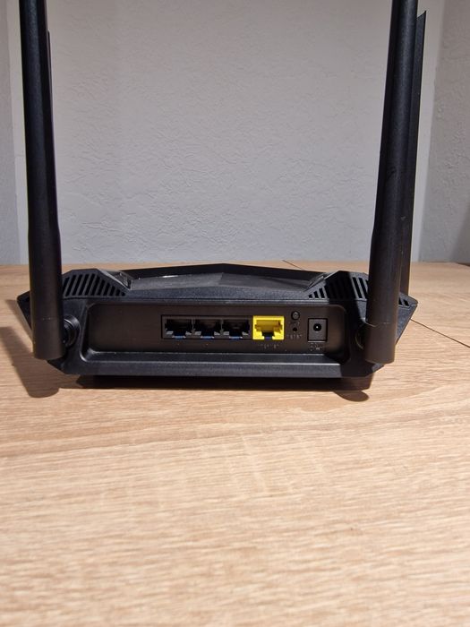 Wi-Fi роутер D-Link DIR-X1530