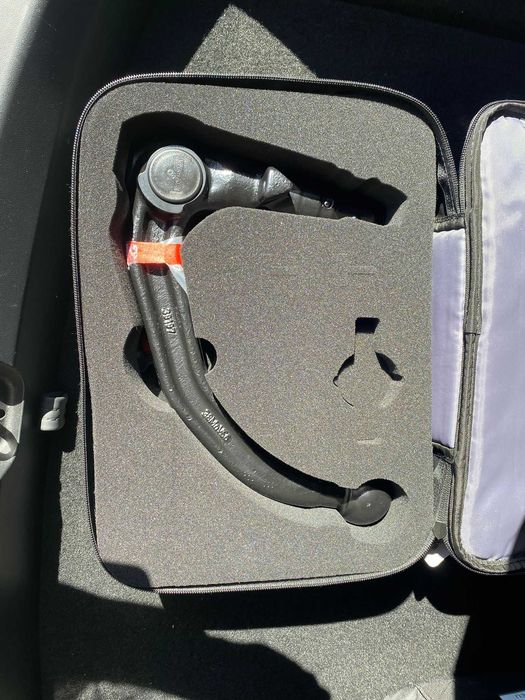 Engate de Reboque TESLA Model 3 Novo Nunca Usado