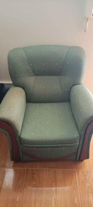 Sofá cama mais uma poltrona