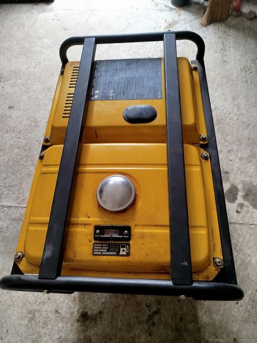 Дізельний генератор. Kompak 6100 XE