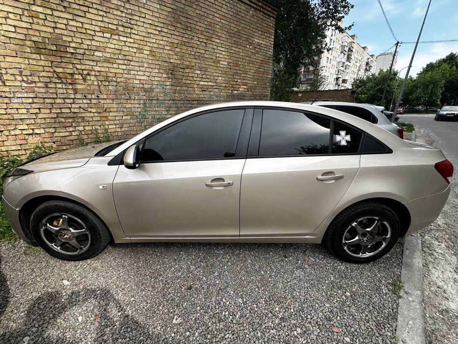 Chevrolet cruze 1,6 2011